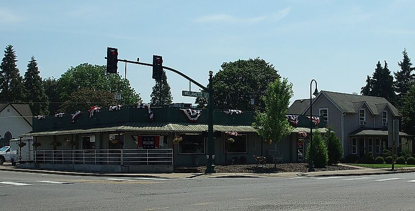 Antique store on the main road in Coburg, Oregon.