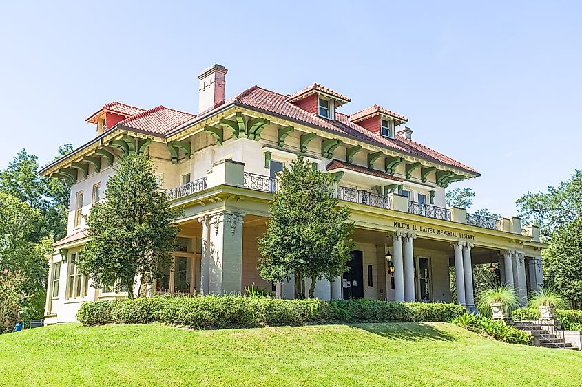 Editorial Photo Credit: William A. Morgan via Shutterstock. NEW ORLEANS, LA - SEPTEMBER 6, 2020: Milton H. Latter Memorial Library 