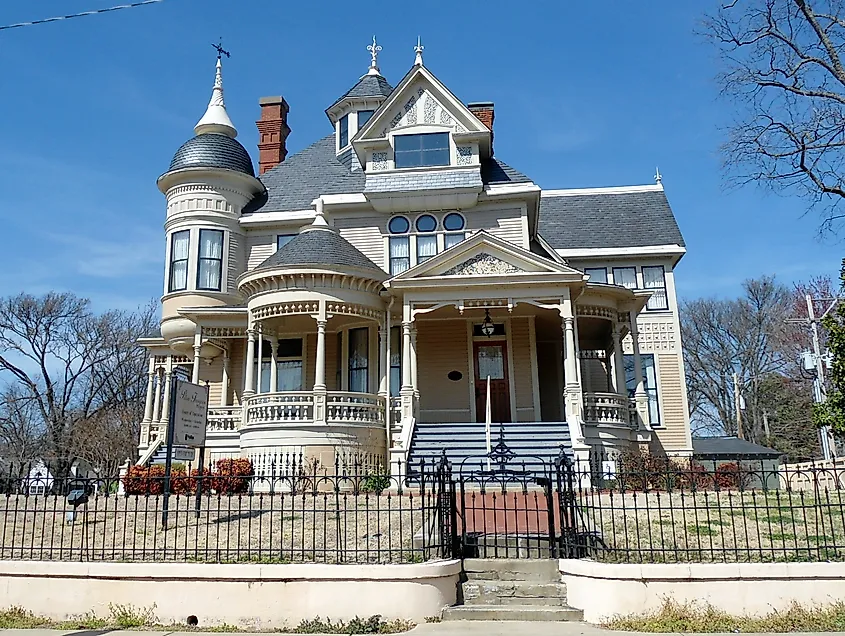 Historic Pillow-Thompson House in Helena-West Helena.