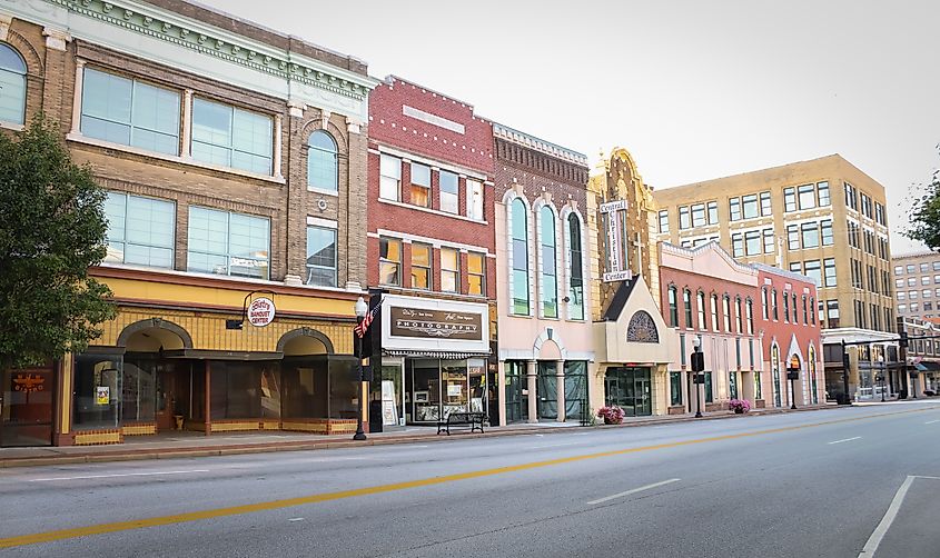 Downtown Joplin on the main strip