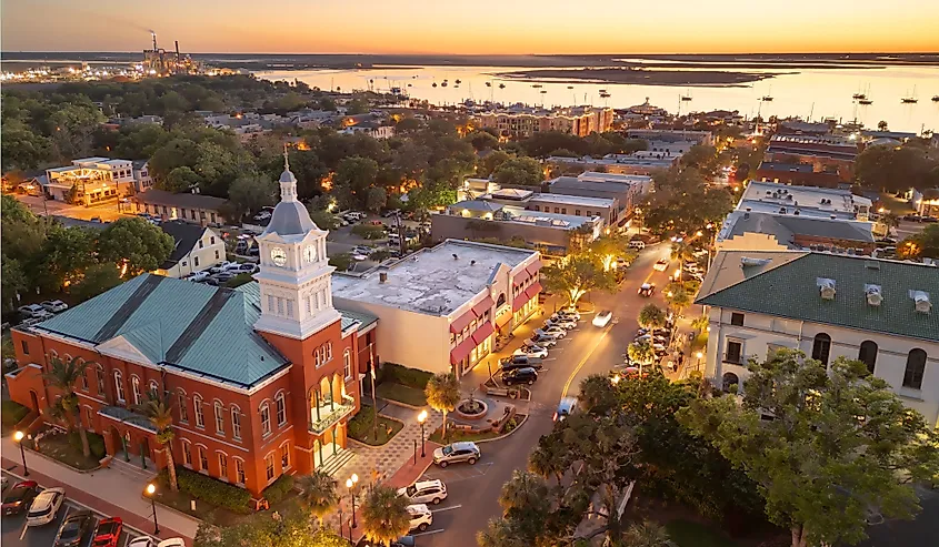 Fernandina Beach, Florida historic downtown cityscape at dusk.