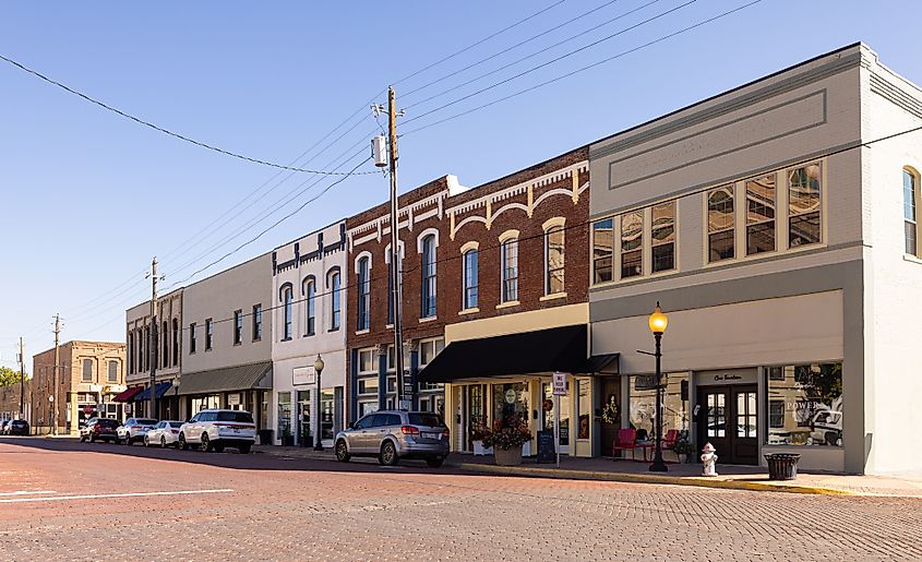 Gainesville, Texas: The old business district on Main Street