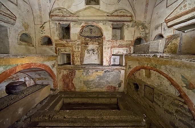 A tomb in the Vatican Necropolis.