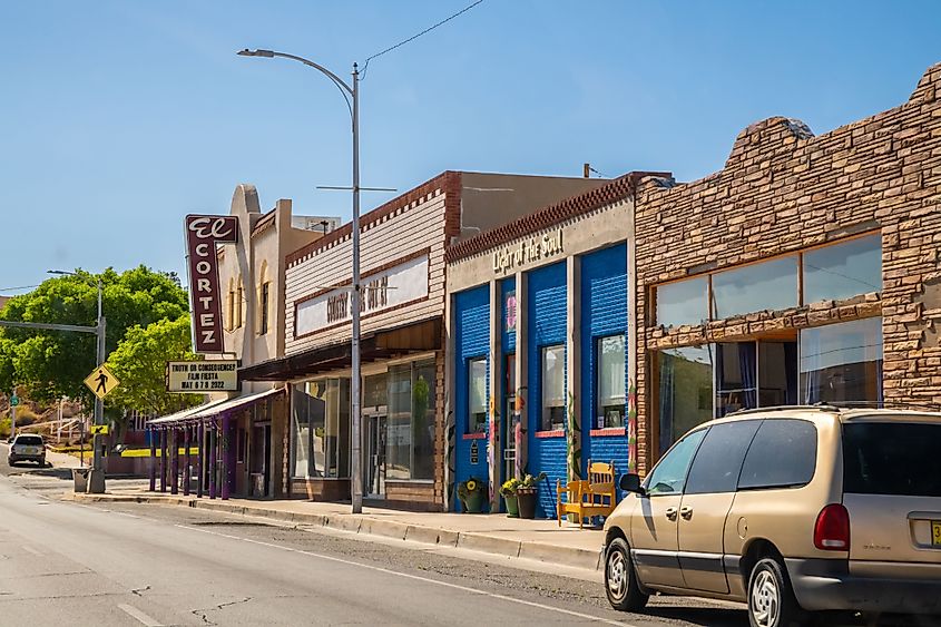 Street view in Truth or Consequences in New Mexico, via Cheri Alguire / Shutterstock.com