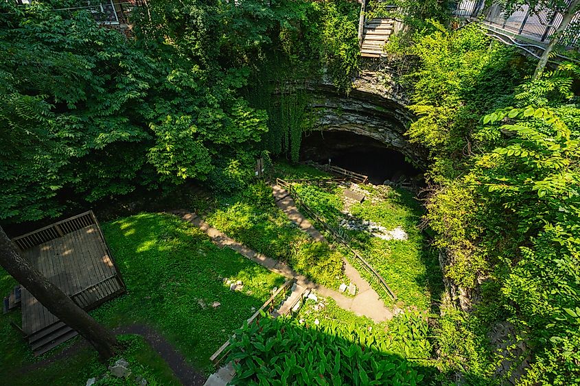 Cave in the town of Horse Cave, Kentucky.