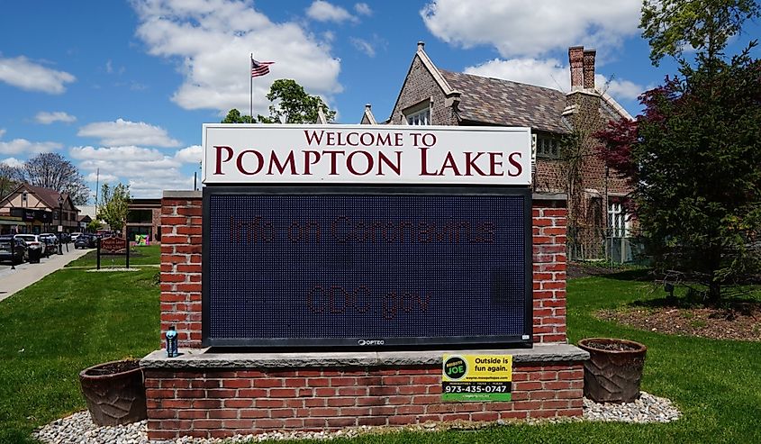 Pompton Lakes welcome sign in front of the Pompton Lakes Public Library
