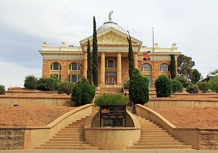 Front entrance of the Santa Cruz County Historic 1904 Courthouse in Nogales, Arizona, USA. Editorial credit: Lindasj22 / Shutterstock.com