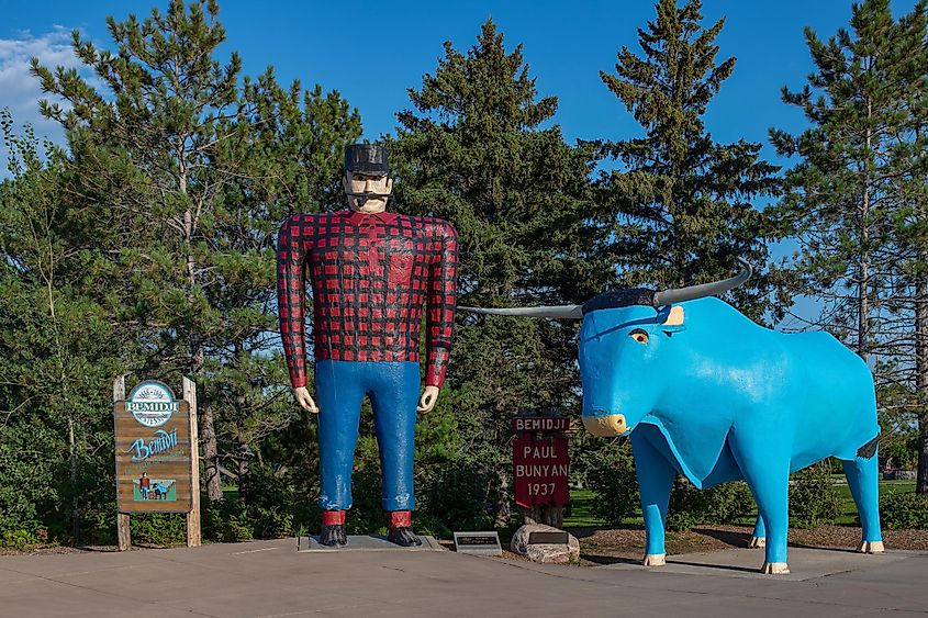 Paul Bunyan and Babe the Blue Ox sculpture in Bemidji, Minnesota. 