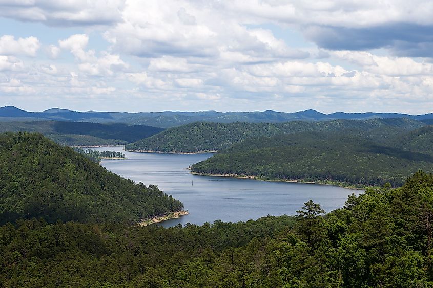 A warm afternoon at Broken Bow Lake in Oklahoma