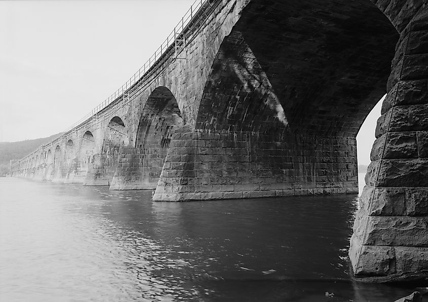 Old photo of the Pennsylvania Railroad, Rockville Bridge, Spanning Susquehanna River