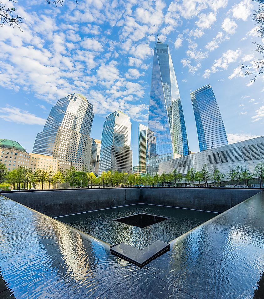 One World Trade Center behind the 9/11 memorial, New York, USA