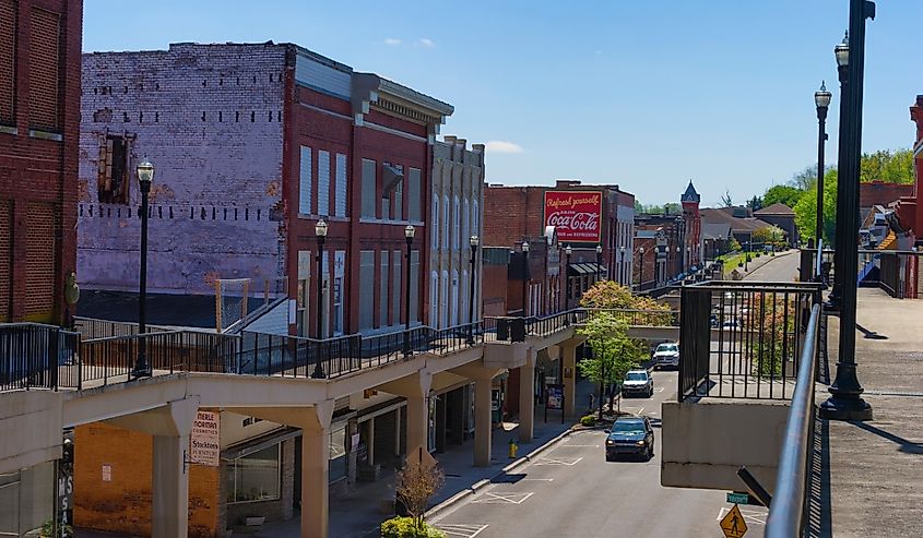 The historic downtown district of Morristown, Tennessee.
