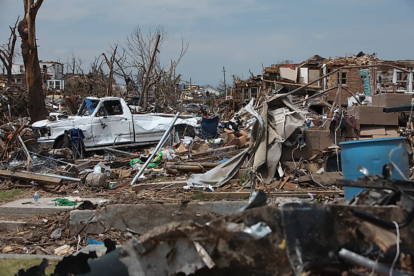 Tornado damage to a town in Missouri