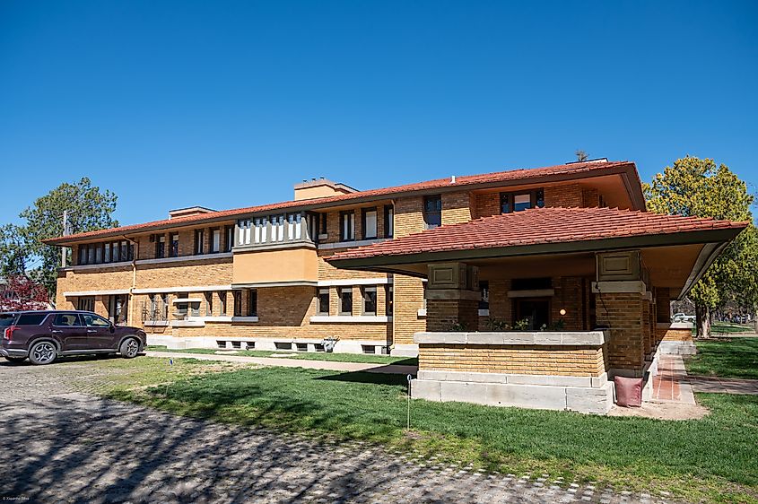 Frank Lloyd Wright's Allen House is near College Hill.