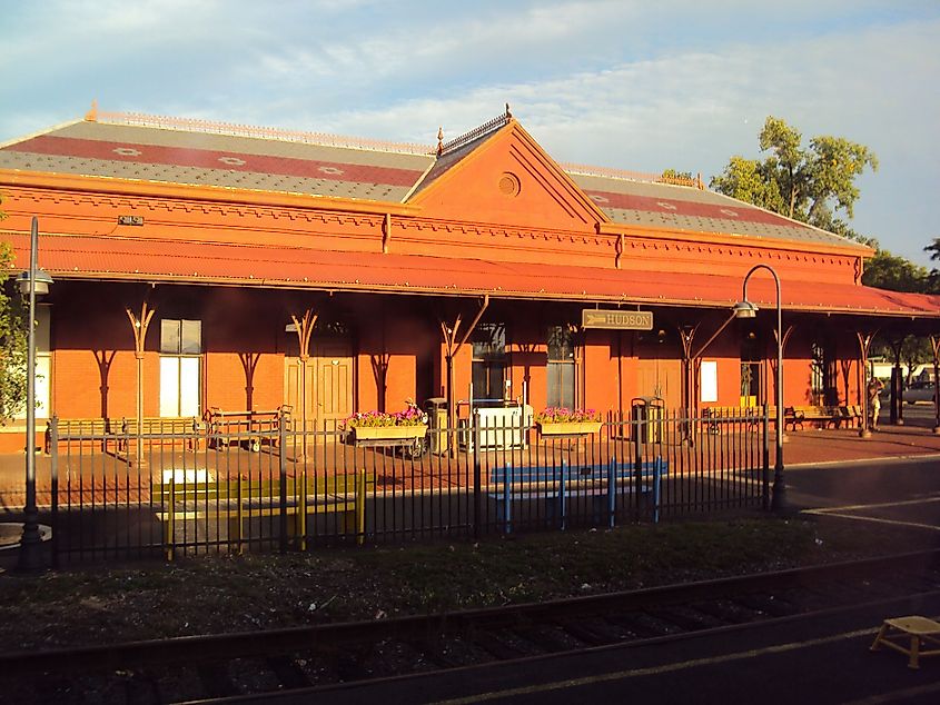 Amtrak's Hudson Station. Image Credit: Bublegun, via Wikimedia Commons