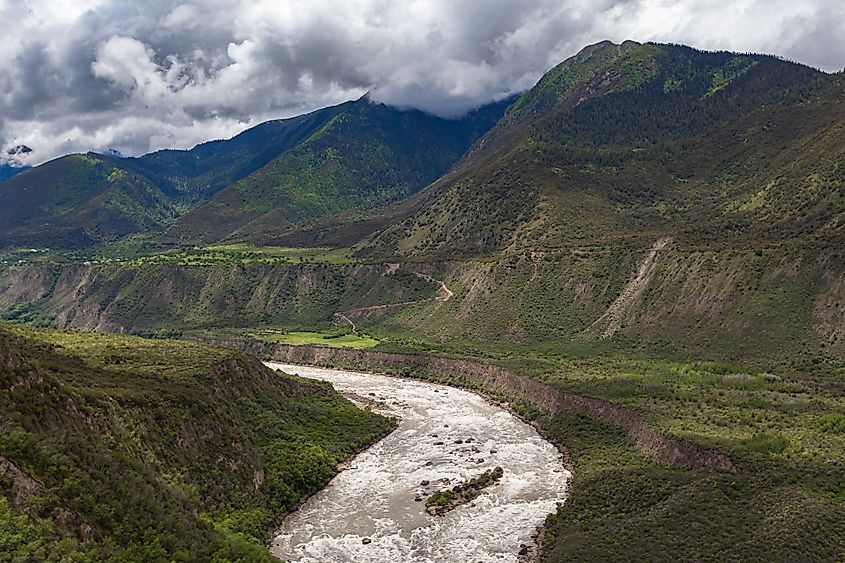 Yarlung Tsangpo Grand Canyon