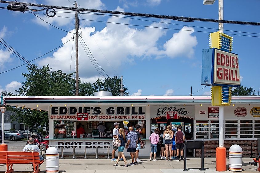 Exterior of Eddie's Grill in Geneva-on-the-Lake, Ohio.