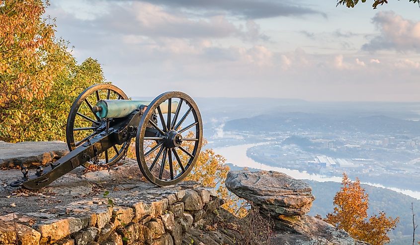 Chattanooga, Tennessee, USA view from Lookout Mountain at twilight.