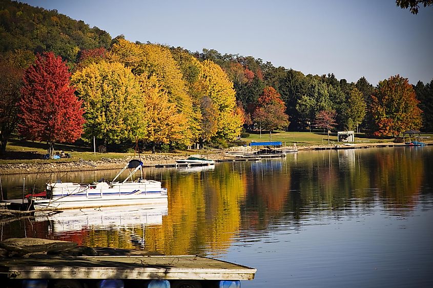 boat in Deep Creek Lake at Wisp resort in Maryland