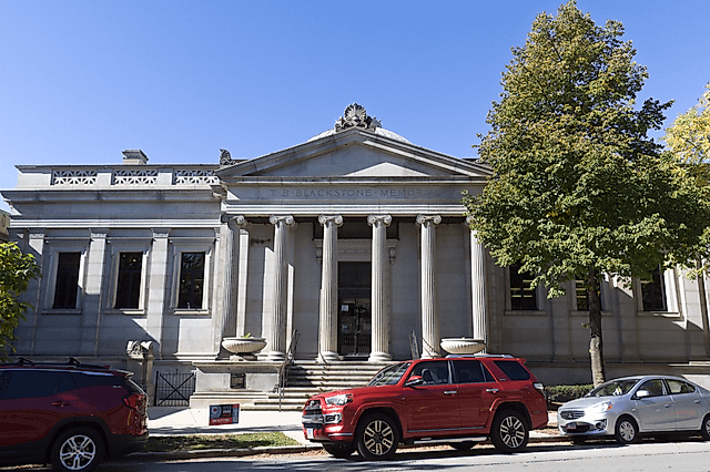 Chicago Public Library Blackstone Branch.png Fixedsun via Wikicommons