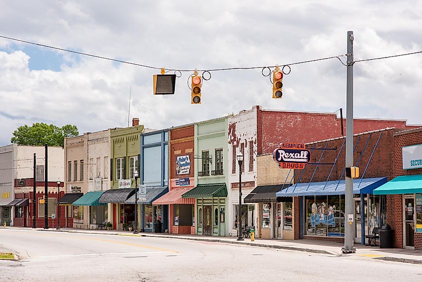 View of the downtown area of historic Inman, South Carolina, a farming town in upstate, in Spartanburg county, via Page Light Studios / Shutterstock.com