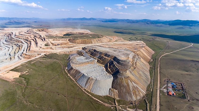 Aerial view of a vast Mongolian mining site (Alix Millet / Shutterstock)