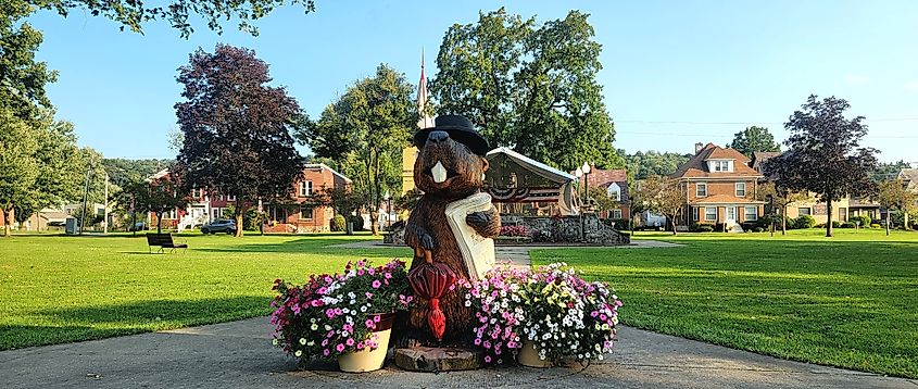 A groundhog statue in Punxsutawney, among many, in Barclay Square.