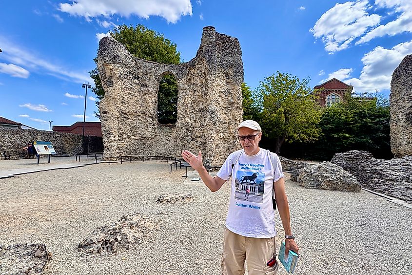 Tour guide Terry Dixon in of the ruins of Reading Abbey. Image credit Bryan Dearsley