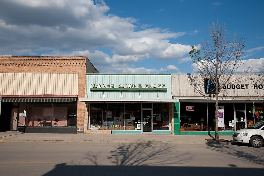 Downtown Valley City, North Dakota. Image credit In memoriam afile via Wikimedia Commons