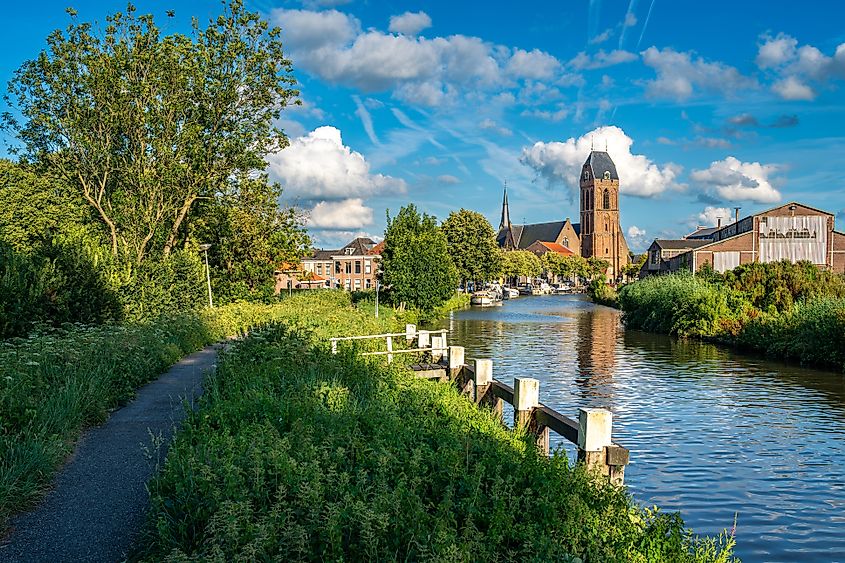 Townscape of Oudewater, Province Utrecht, The Netherlands.