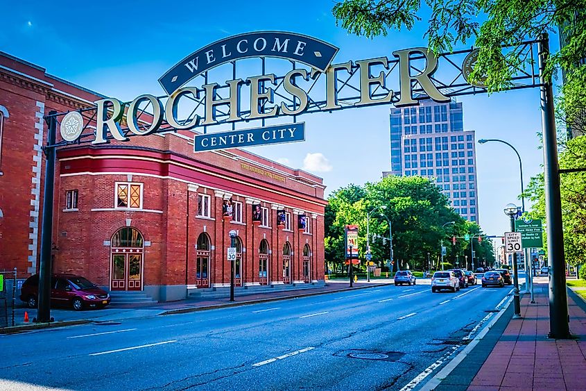 Rochester, New York: Welcome to Rochester New York sign in downtown Rochester, via Brett Welcher / Shutterstock.com