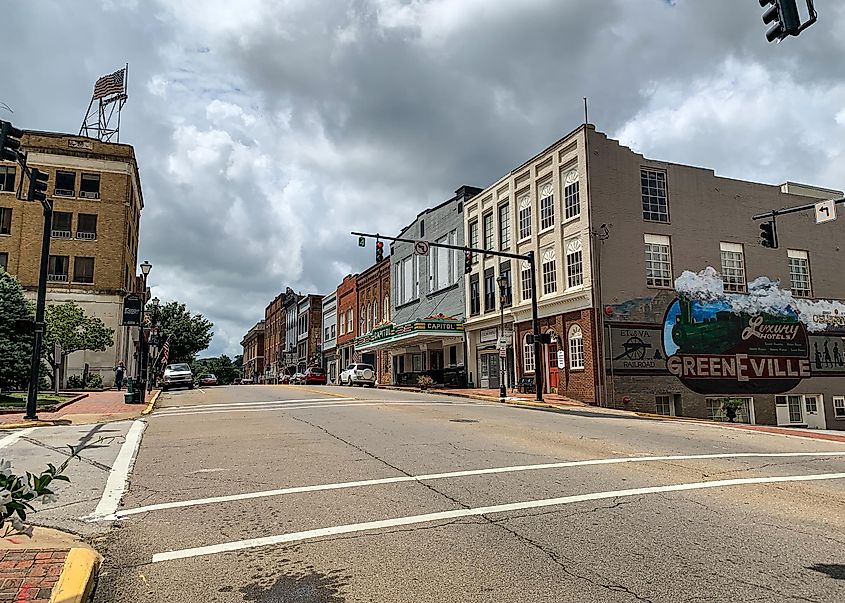 The intersection of Main Street and Depot Street in downtown Greeneville, Tennessee, By AppalachianCentrist - Own work, CC BY-SA 4.0, https://commons.wikimedia.org/w/index.php?curid=93144346