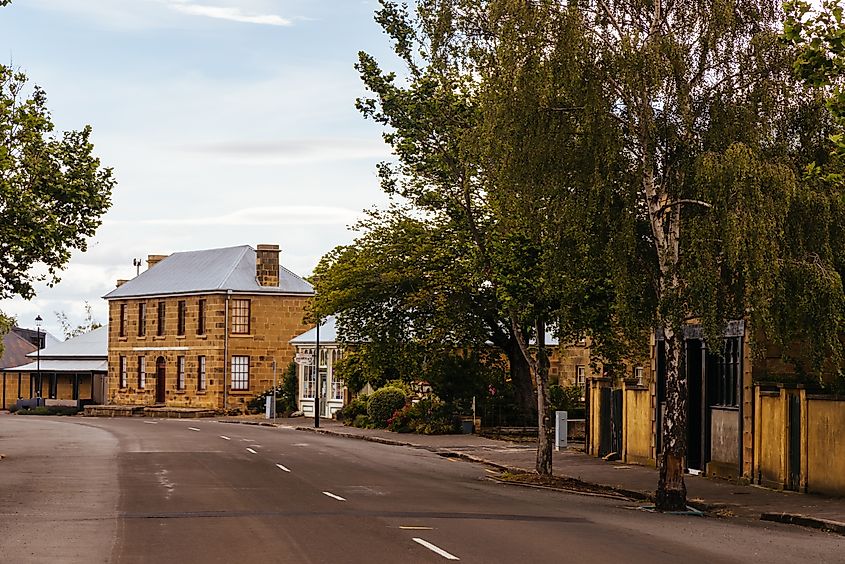 The historic architecture along High St in the rural town of Oatlands on a warm summer's day in Tasmania, Australia. Via Shutterstock / FiledIMAGE