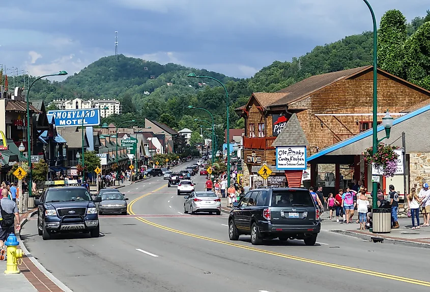 Busy street in summer time with tourist and car in Gatlinburg, Tennessee
