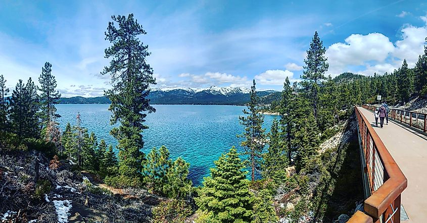 Lake Tahoe’s East Shore walking path in Incline Village, Nevada (USA).