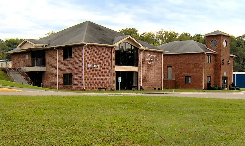 Community center and city hall in Vonore