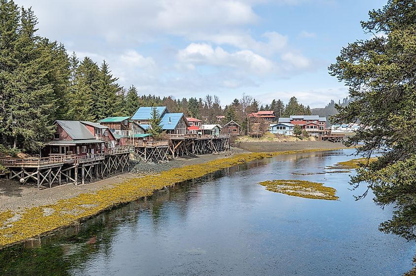 Waterfront homes in Seldovia, Minnesota