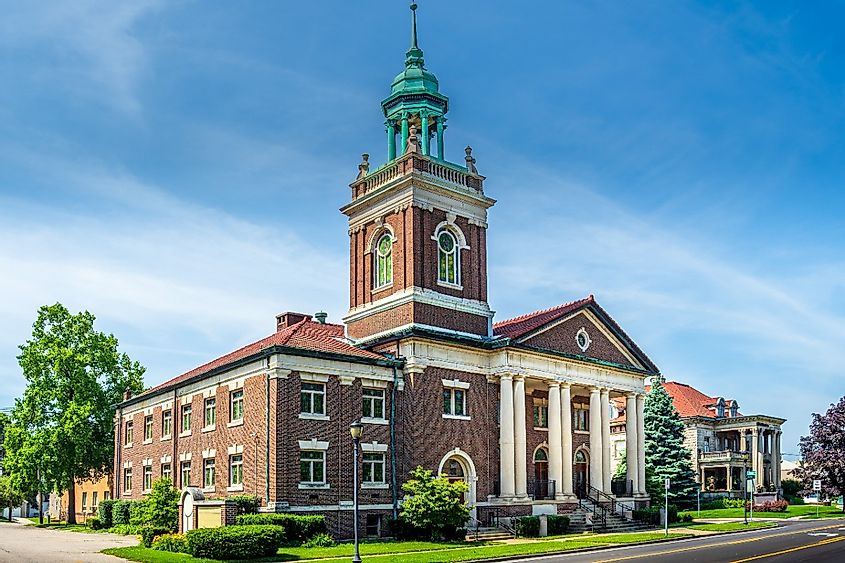 First Presbyterian Church of Mishawaka, Indiana.