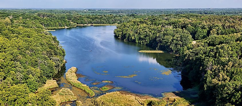 Aerial view of Lake Le-Aqua-Na State Recreation Area.