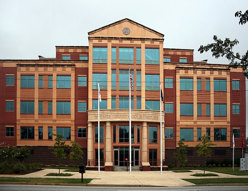  Oconee County Courthouse in Walhalla, South Carolina