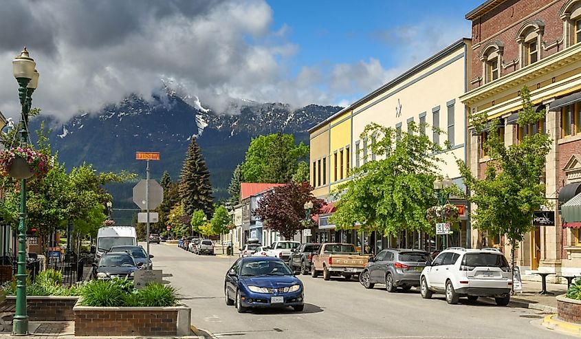 View of the downtown area of Revelstoke, BC. Image credit ceri breeze via Shutterstock.