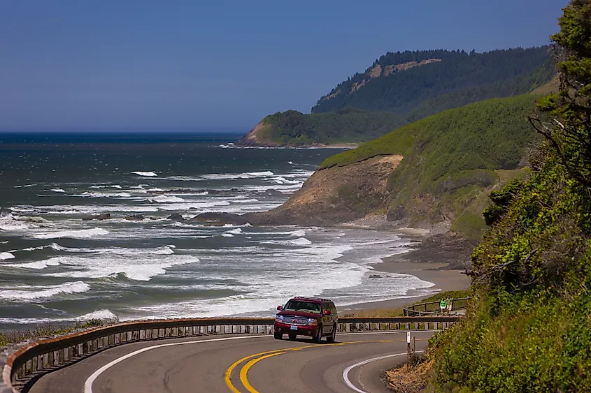 raod passing through florence, oregon