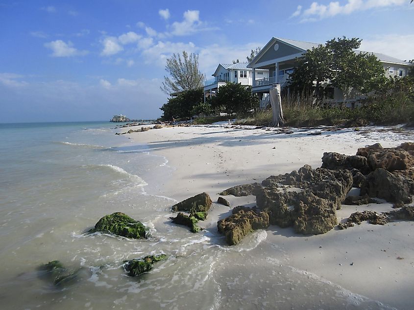 Beachfront homes in Anna Maria, Florida
