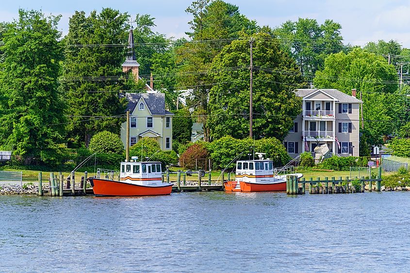 The charming waterfront area of Chesapeake City, Maryland