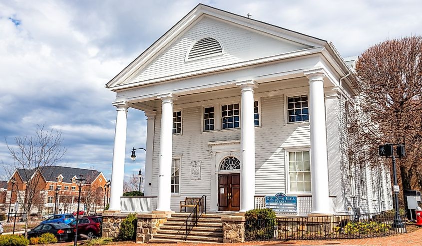 Downtown Fairfax, Virginia, in the fall.