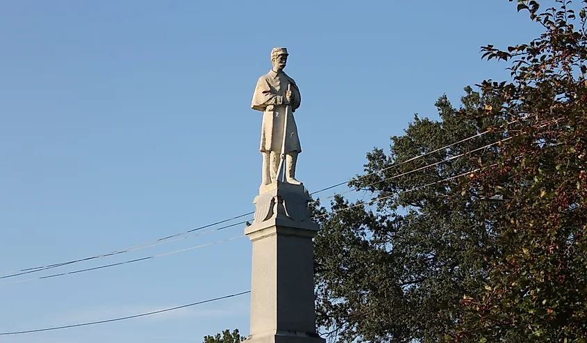 Civil War Memorial in Twin Parks, Brookfield, MO