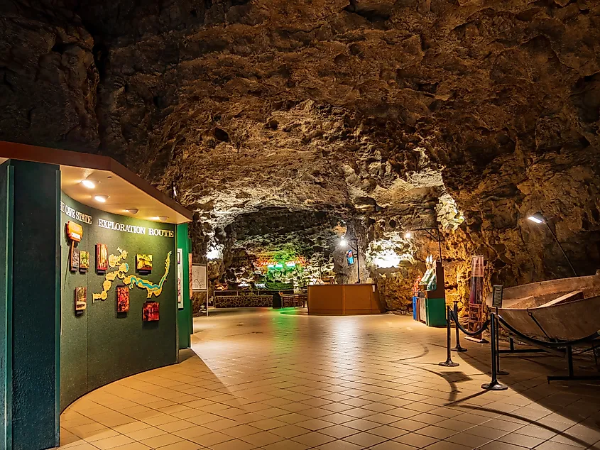  Interior view of the Meramec Caverns near Sullivan, Missouri.