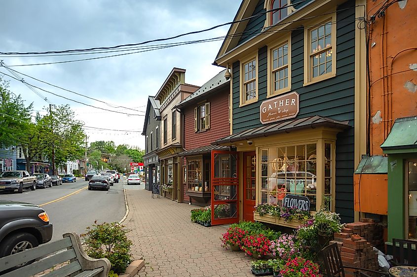 Colorful local businesses in Frenchtown, New Jersey