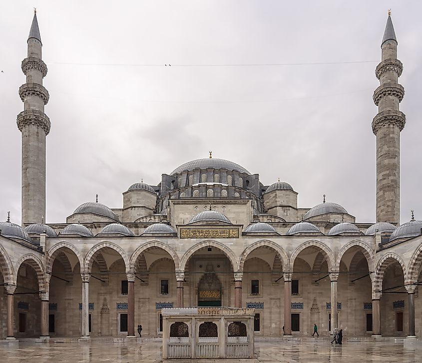 Süleymaniye Mosque in Istanbul, built by Mimar Sinan, Suleiman's chief architect.