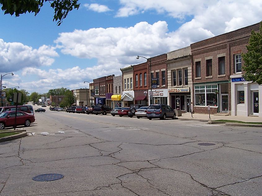 Looking southwest on Ayer Street. Downtown Harvard, Illinois.